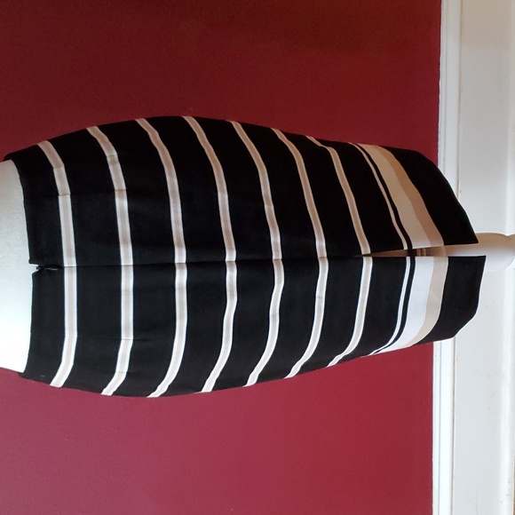 White House Black Market Striped skirt Sz 2 - Picture 2 of 8